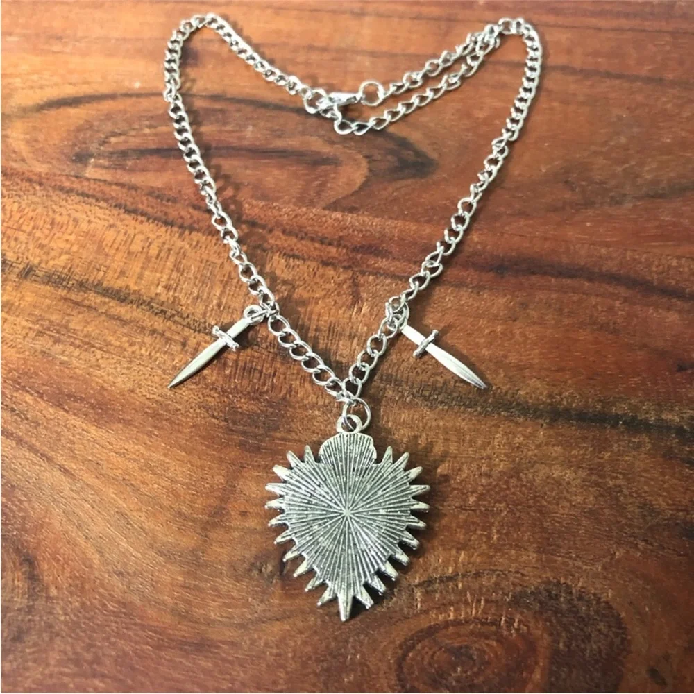 gothic silver-toned choker necklace red heart pendant Devil eye dagger charms. - Picture 8 of 9